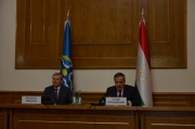 Во время заявления для прессы Министра иностранных дел Республики Таджикистан Сироджиддина Аслова
